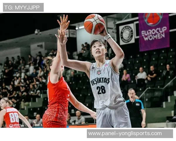 WNBA新赛季精彩纷呈李月汝引领风暴佩奇克拉克力争卫冕冠军