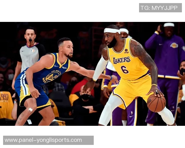 爵士队与湖人队激战正酣谁将赢得这场西部对决的荣耀